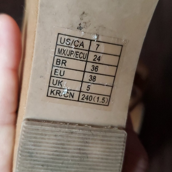 Suede Platform Sandals - Picture 7 of 8